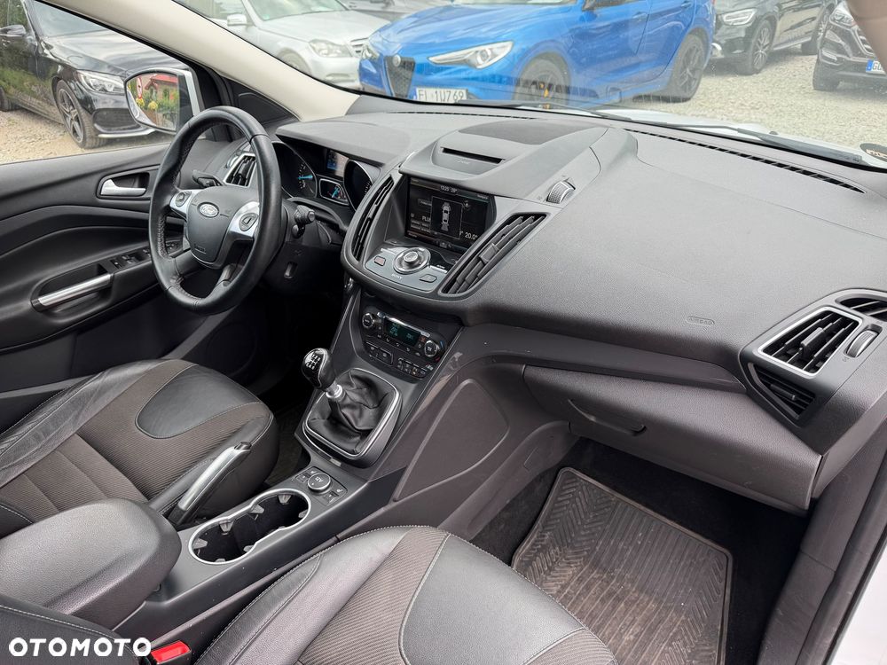 Ford Kuga 1.5 EcoBoost 2x4 Individual - 37