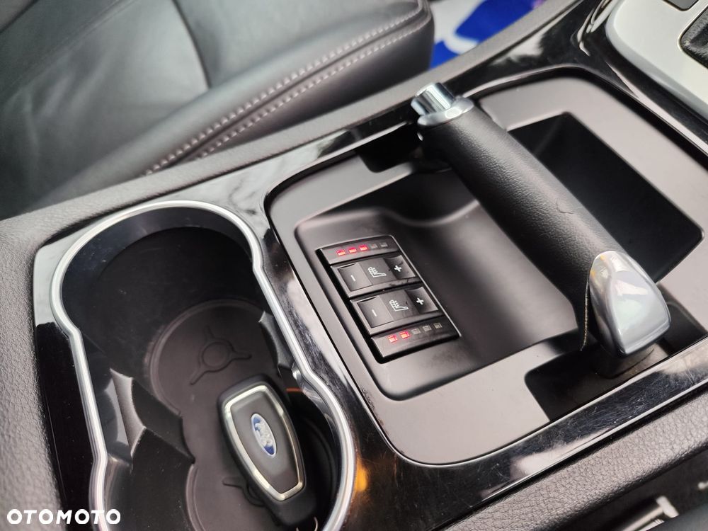 Ford Galaxy 2.0 TDCi Platinium X (Titanium) MPS6 - 27