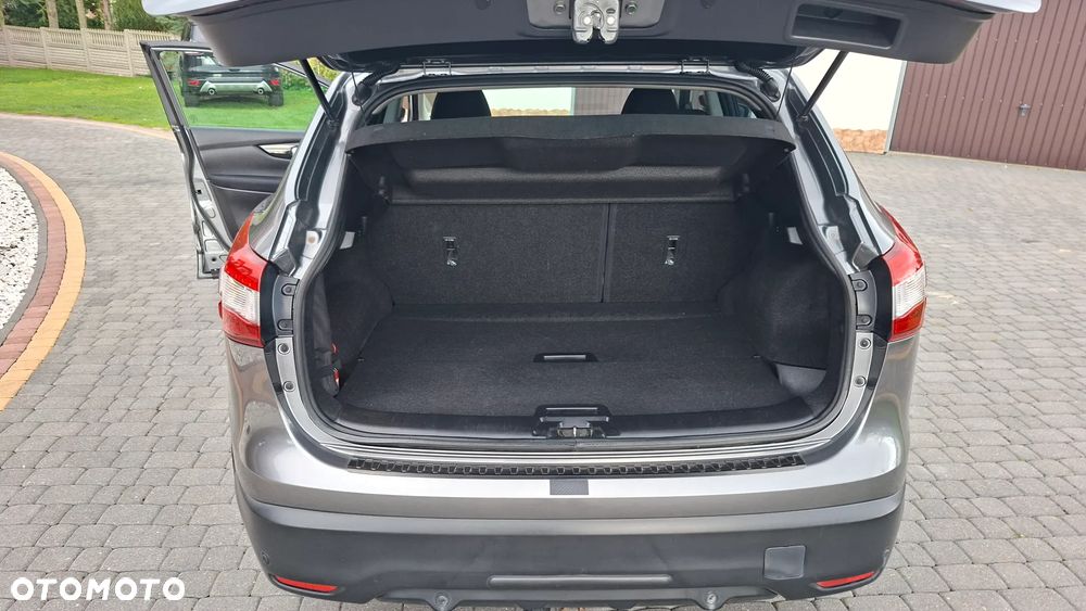 Nissan Qashqai 1.2 DIG-T N-Connecta - 22