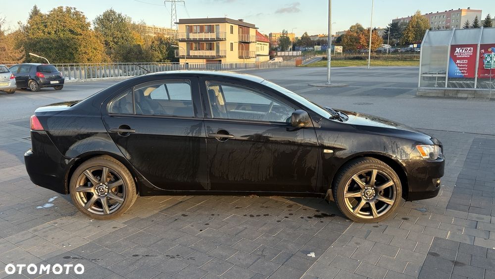 Mitsubishi Lancer - 5