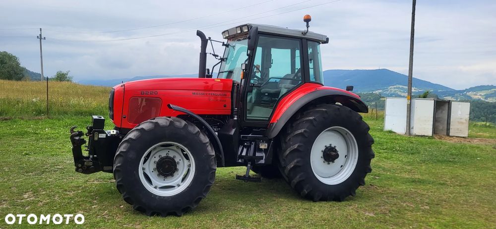 Massey Ferguson 8220 TUZ 4X4 - 2