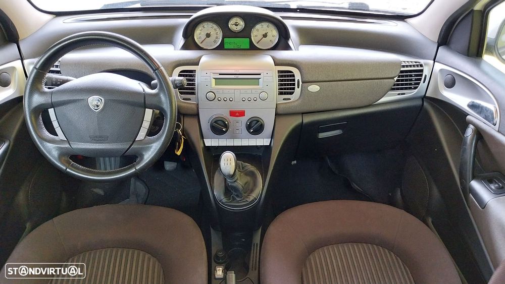Lancia Ypsilon 1.2 Argento - 14