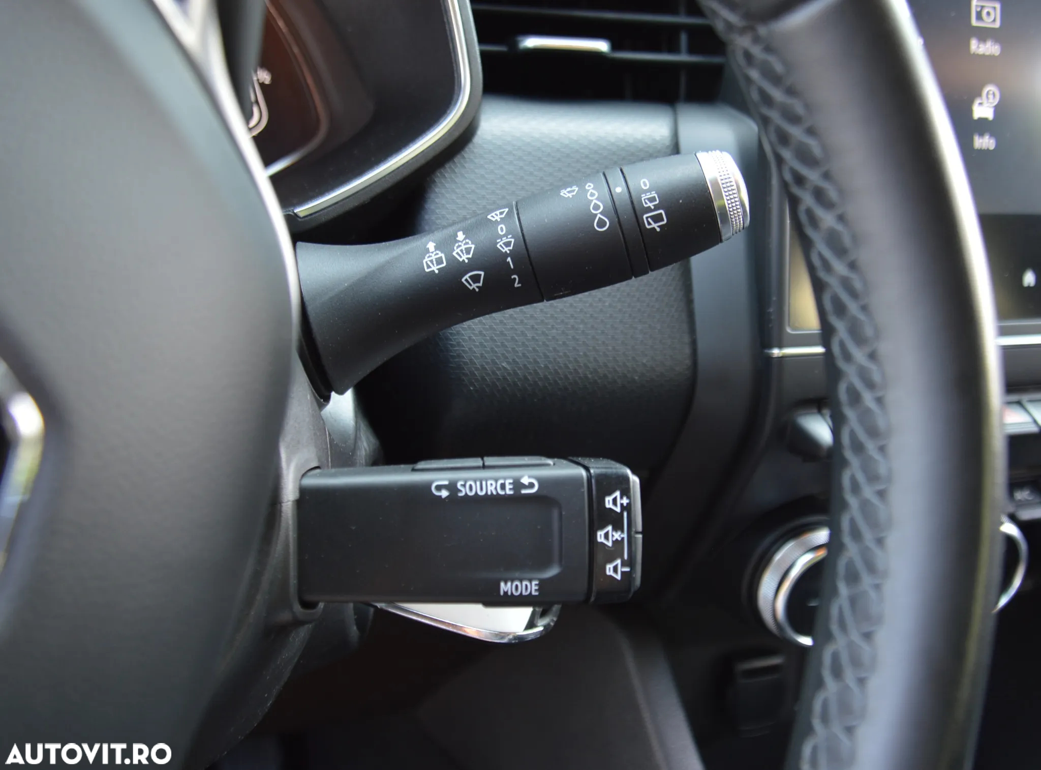 Renault Clio E-TECH Full Hybrid 145 E-TECH engineered - 27