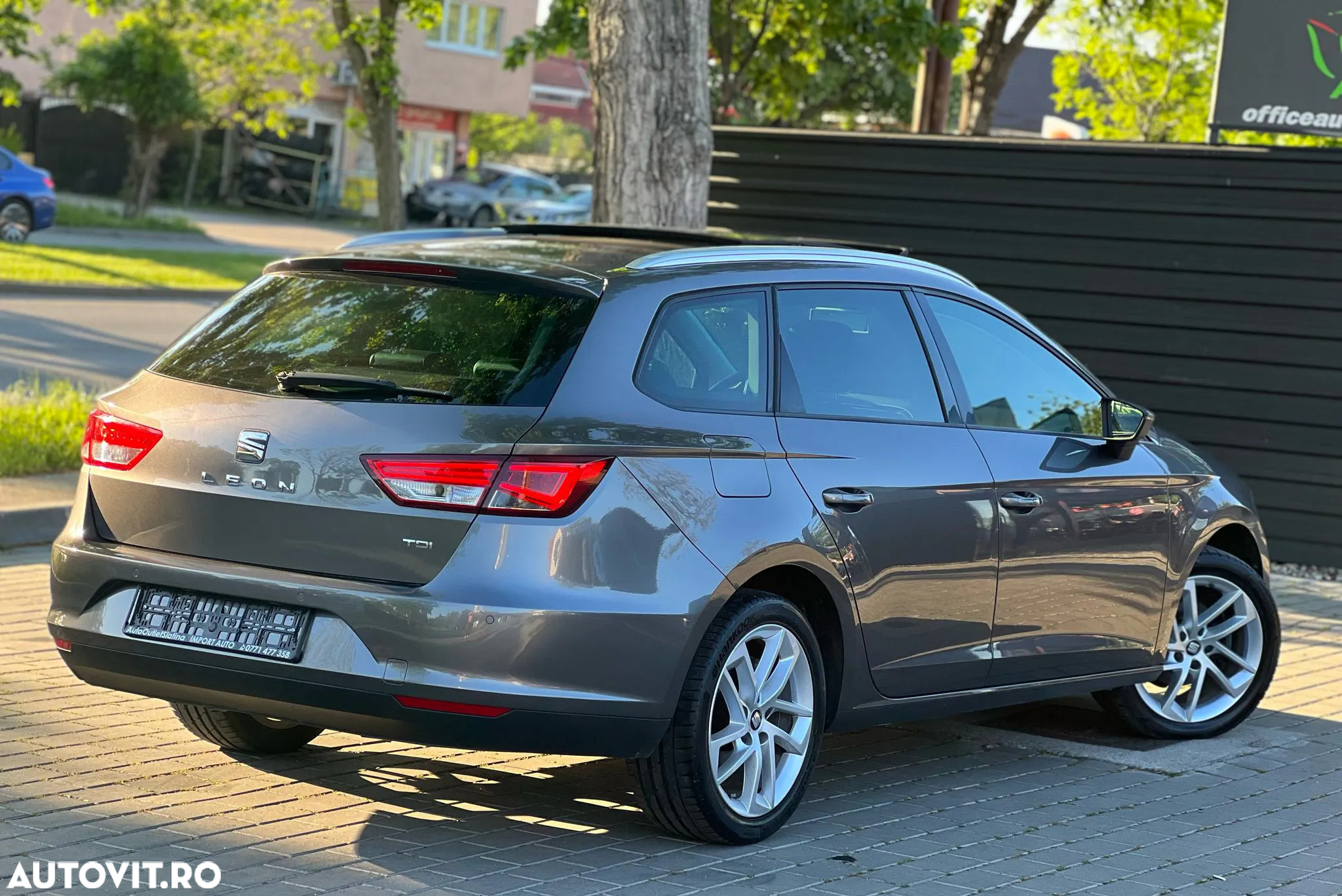 Seat Leon ST 1.6 TDI Start&Stop Ecomotive Style - 3