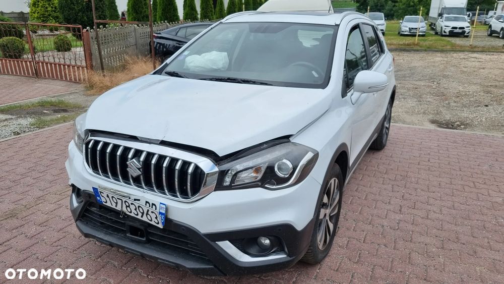 Suzuki SX4 - 10