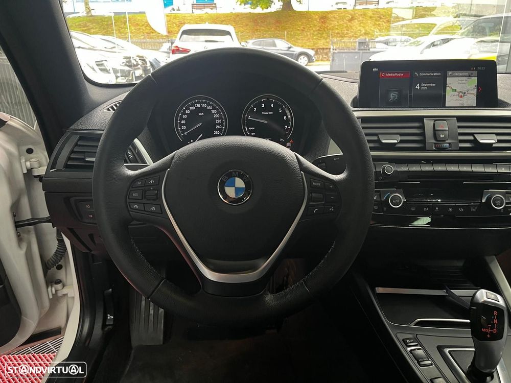 BMW 218 i Coupe Line Luxury Auto - 10