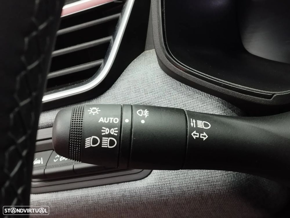 Mitsubishi Colt 1.0 MPI-T Invite - 23