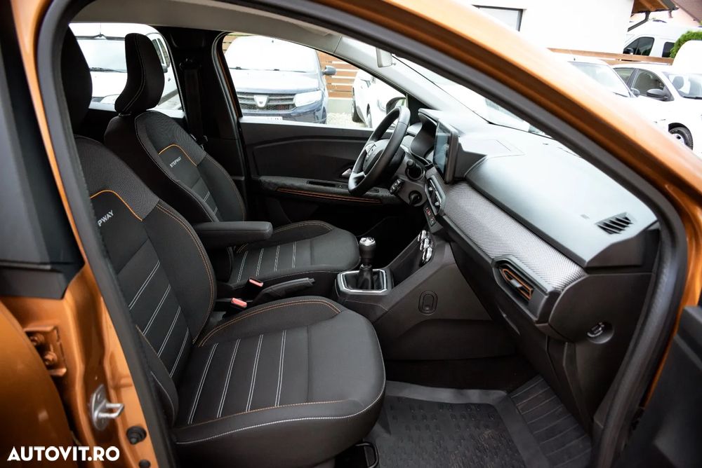 Dacia Sandero Stepway TCe 90 MT6 Comfort - 19