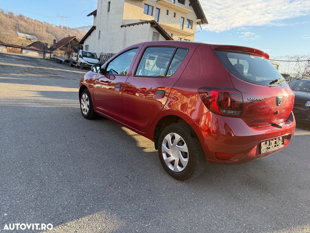 Dacia Sandero SCe 75 Essential - 13
