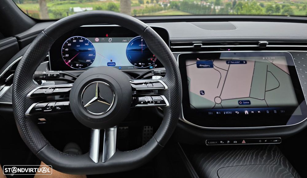 Mercedes-Benz E 300 de 4Matic 9G-TRONIC AMG Line - 28