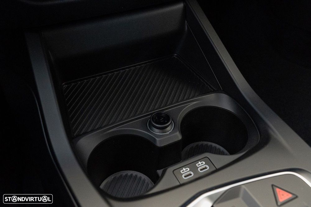 BMW 116 Pack Desportivo M - 29