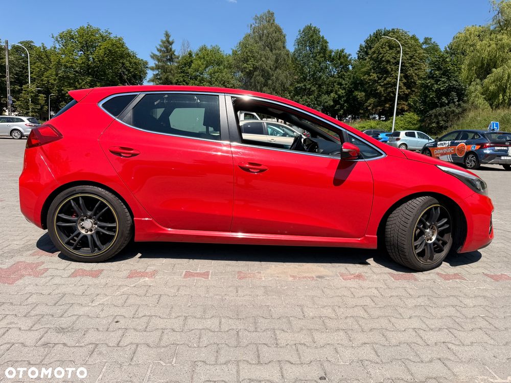 Kia Ceed 1.6 T-GDI GT XL - 7