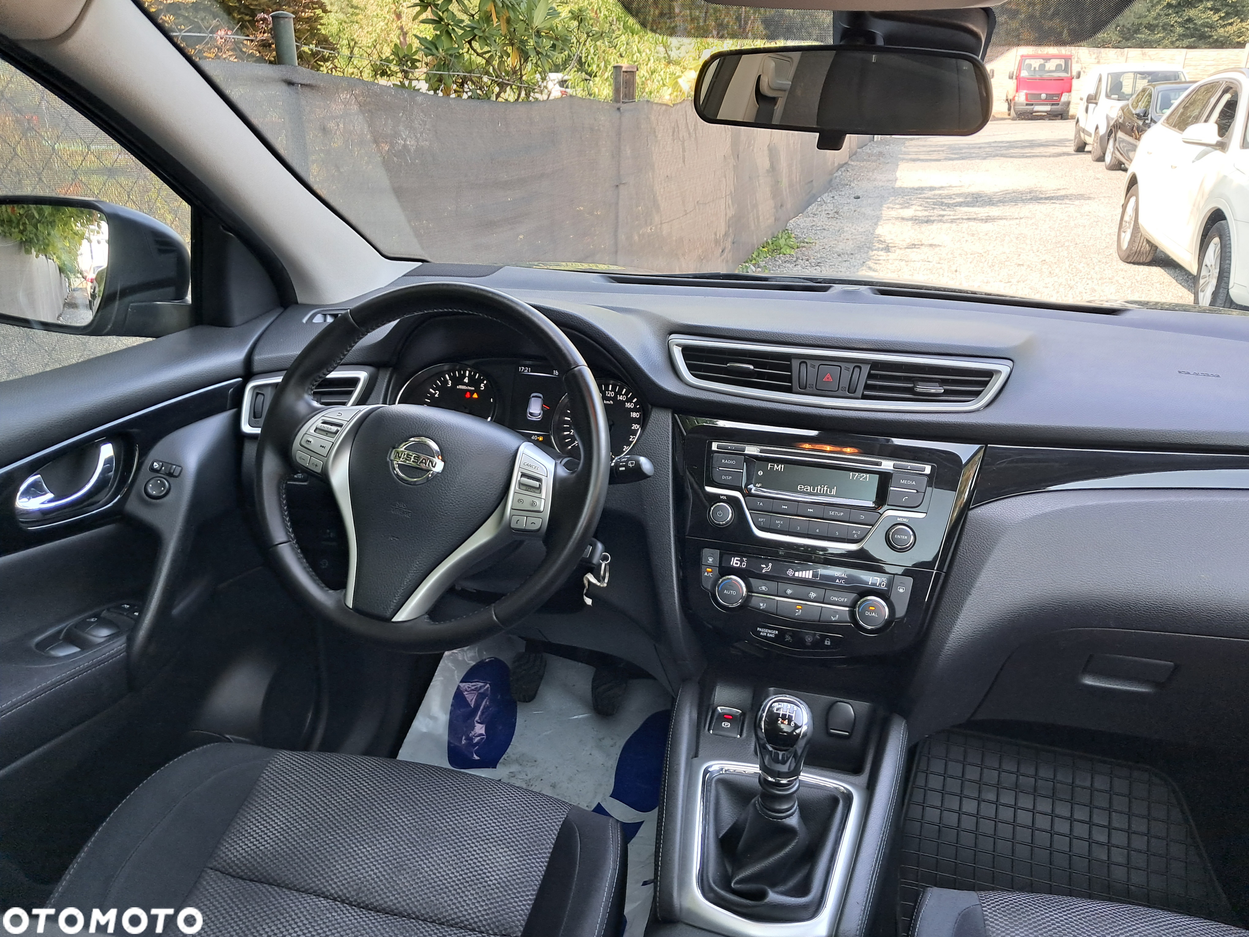 Nissan Qashqai - 10