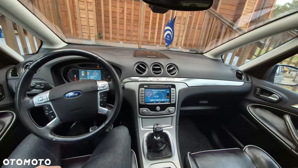 Ford S-Max 2.5 Titanium - 15