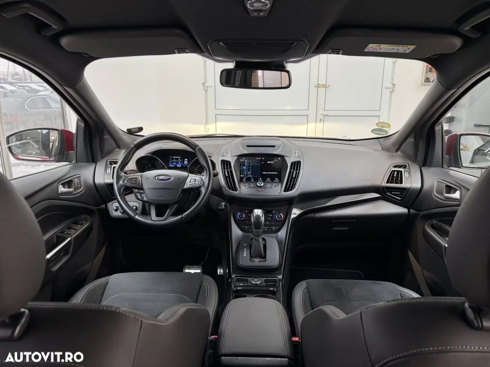 Ford Kuga - 9