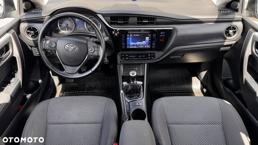 Toyota Corolla 1.6 Premium - 20