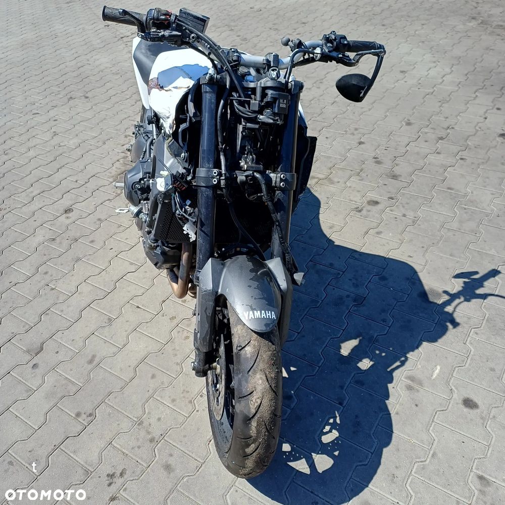 Yamaha MT - 3