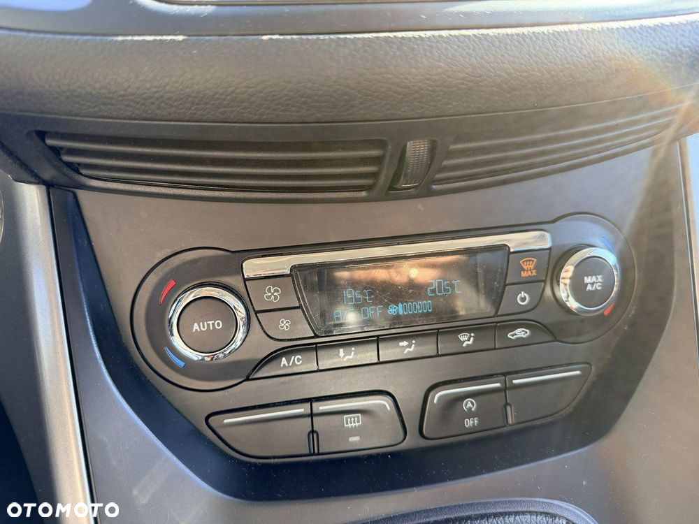 Ford Kuga 2.0 TDCi 4x2 Trend - 27