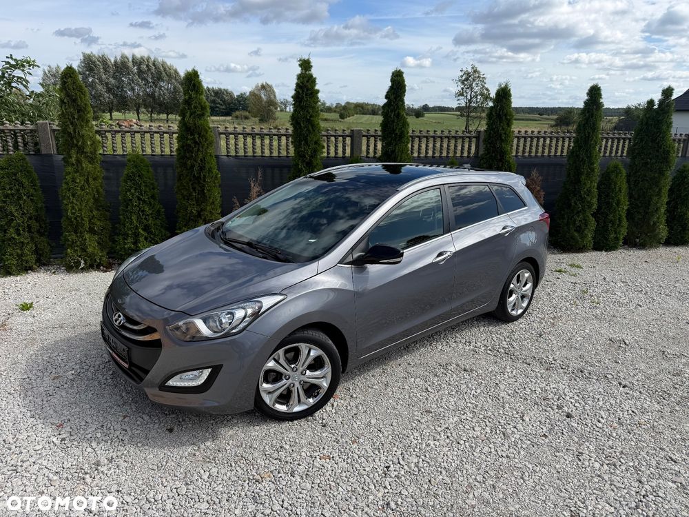 Hyundai i30 blue 1.6 CRDi YES Gold - 2