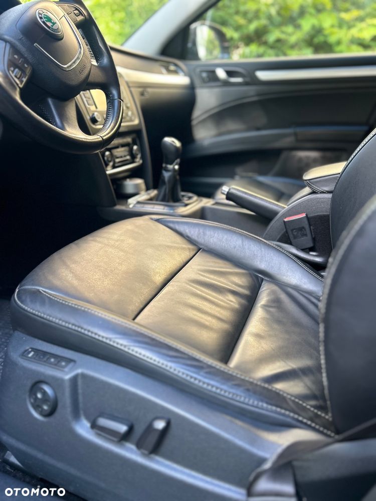 Skoda Superb 1.8 TSI Exclusive - 19