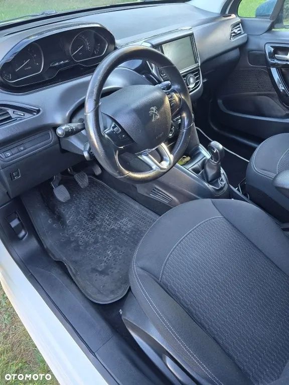 Peugeot 208 1.6 BlueHDi Active - 10