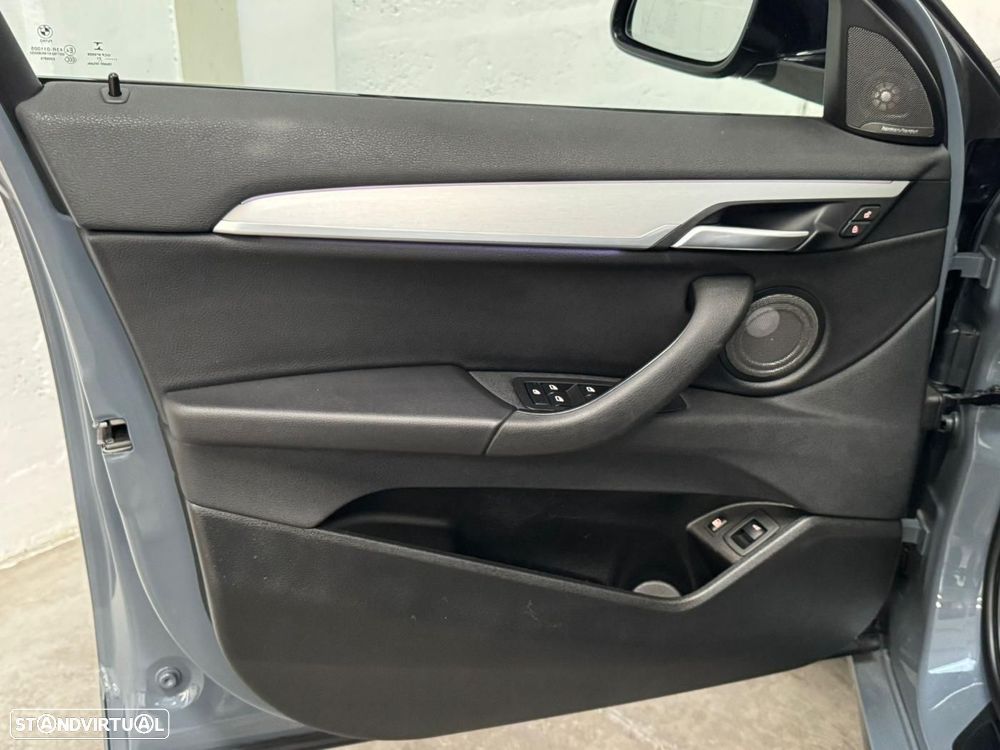 BMW X2 25 e xDrive Pack 50 anos M - 38