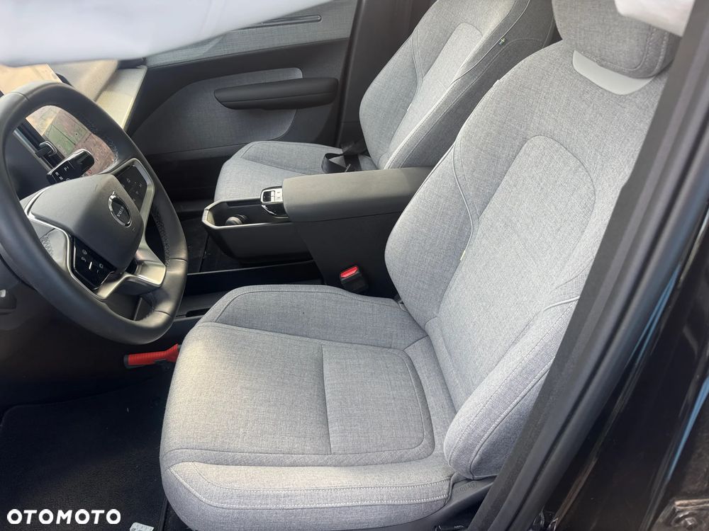 Volvo EX30 Twin Motor Performance AWD Ultra - 16