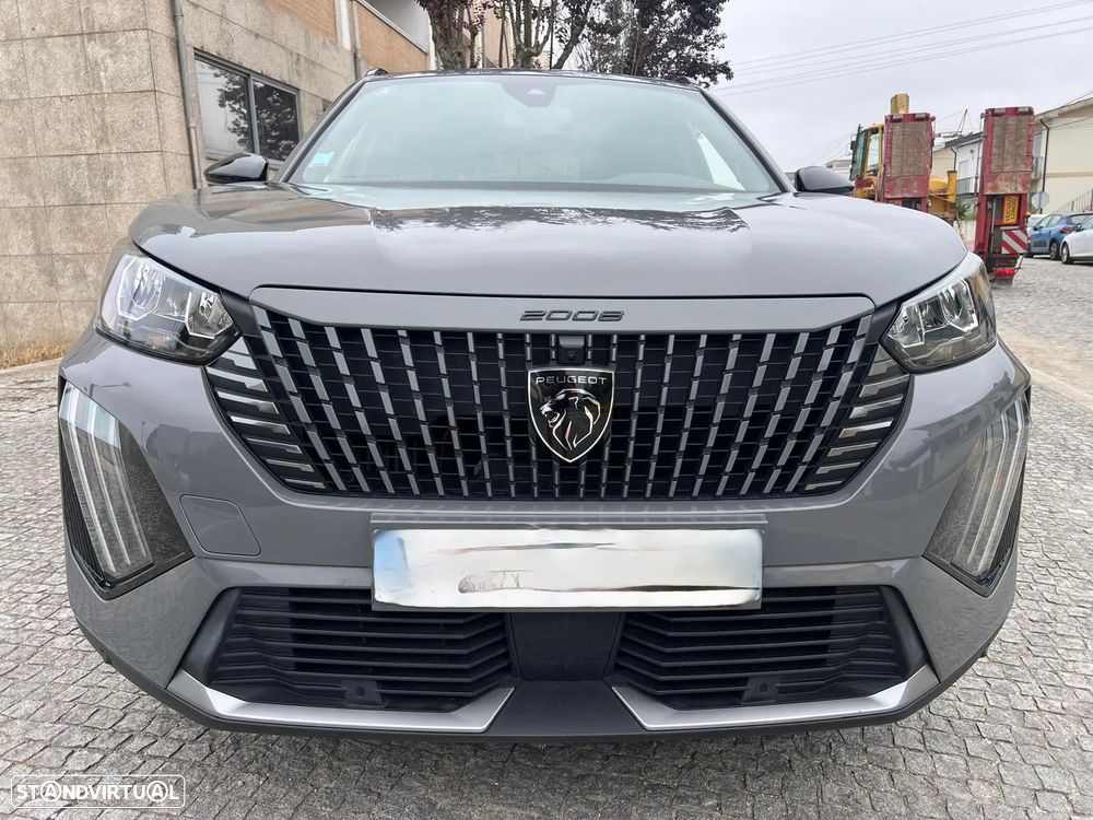 Peugeot 2008 1.2 PureTech Allure Pack EAT8 - 4