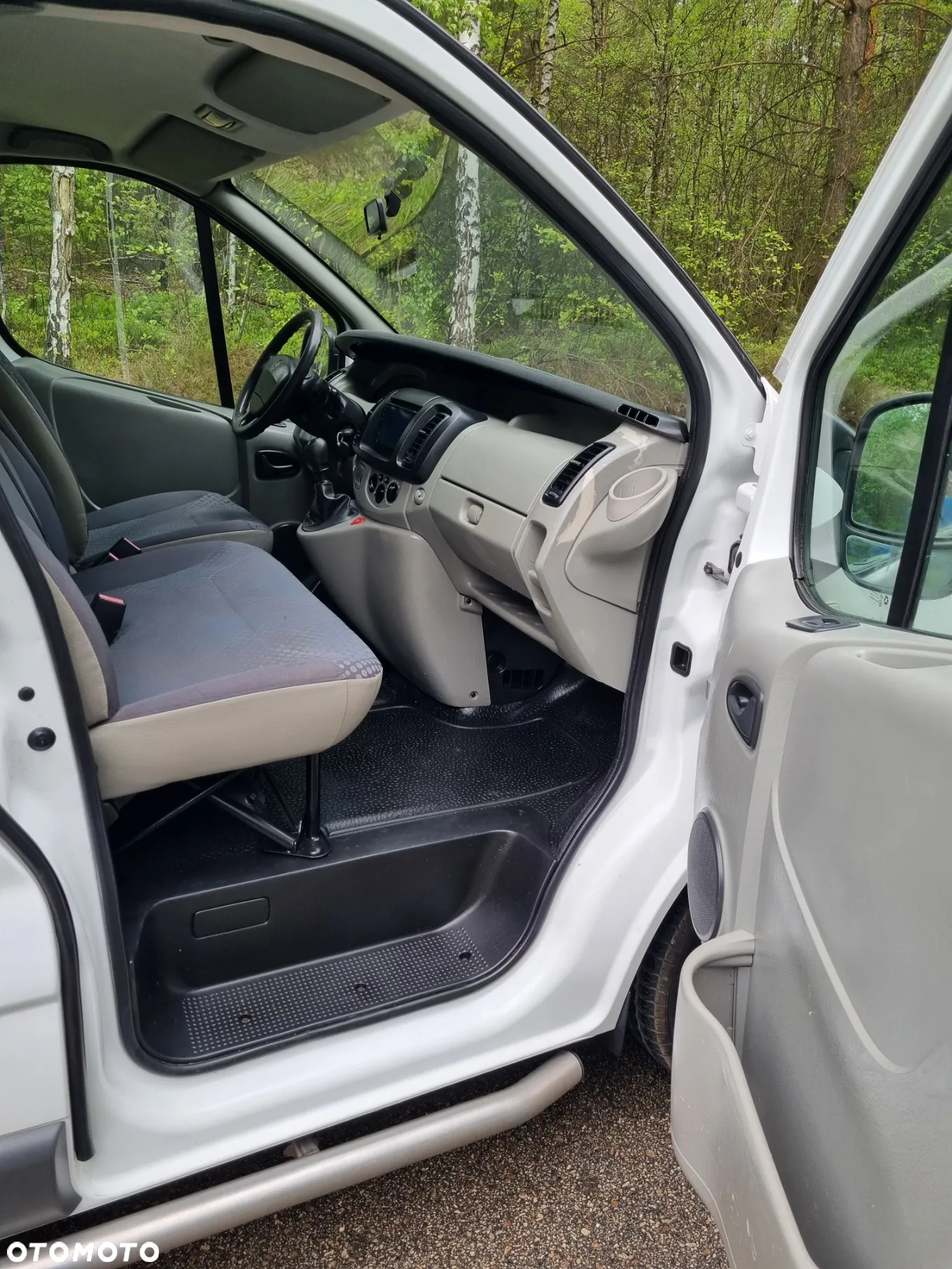 Renault Trafic - 2