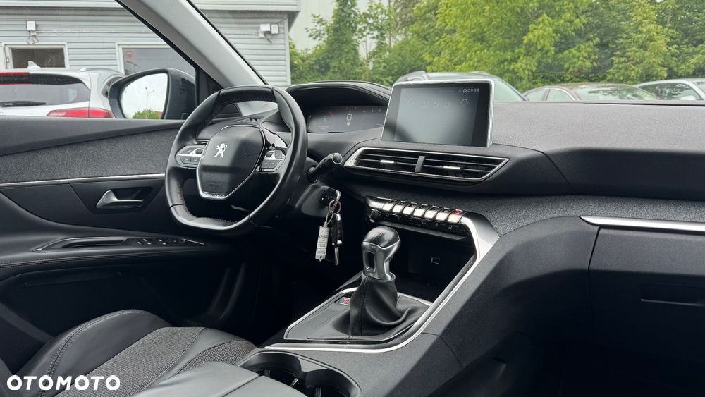 Peugeot 3008 BlueHDi 120 Stop & Start Allure - 36