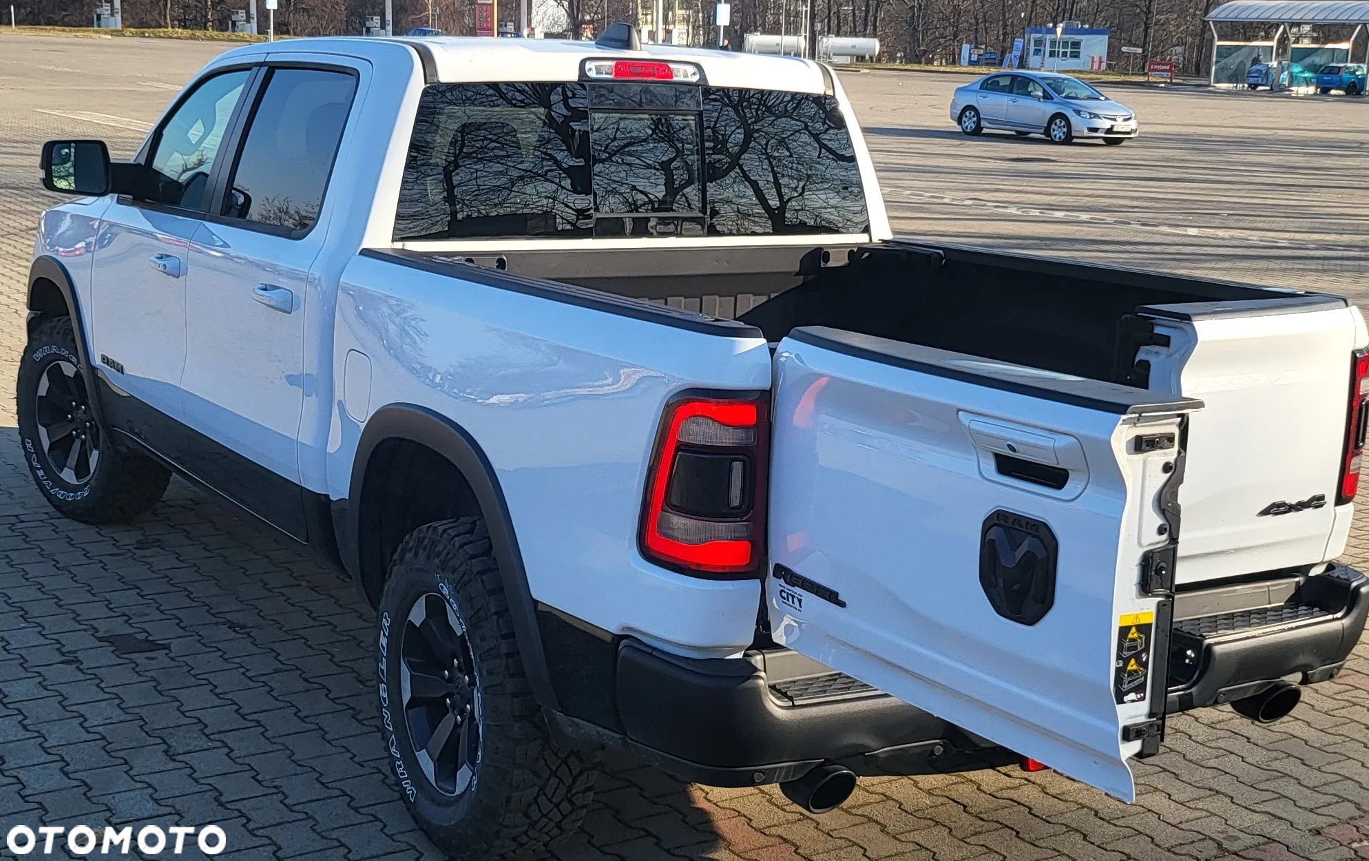 RAM 1500 Crew Cab Rebel - 12