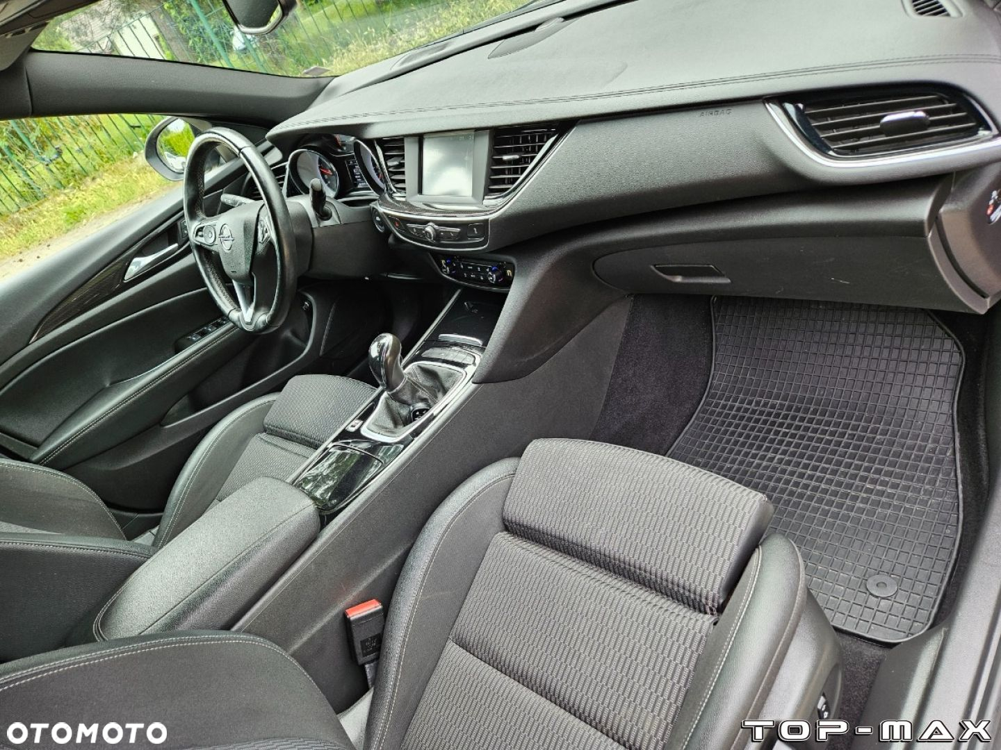 Opel Insignia - 18