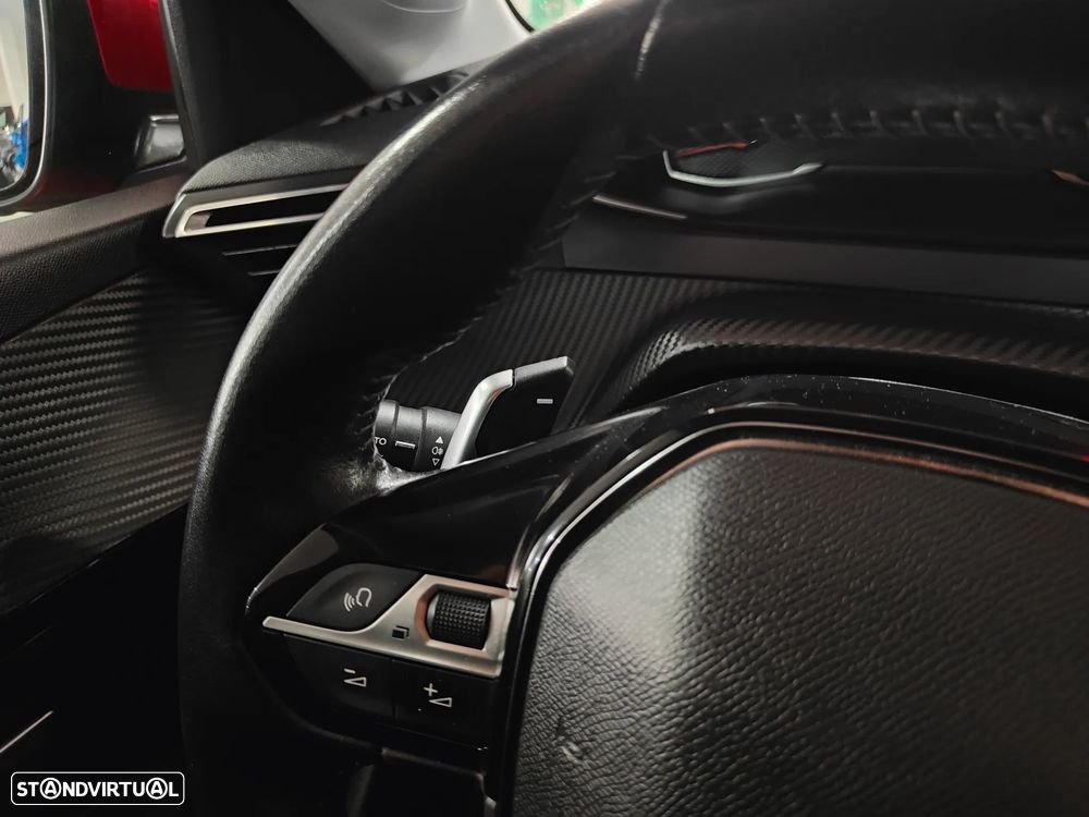 Peugeot 208 1.2 PureTech Allure EAT8 - 53