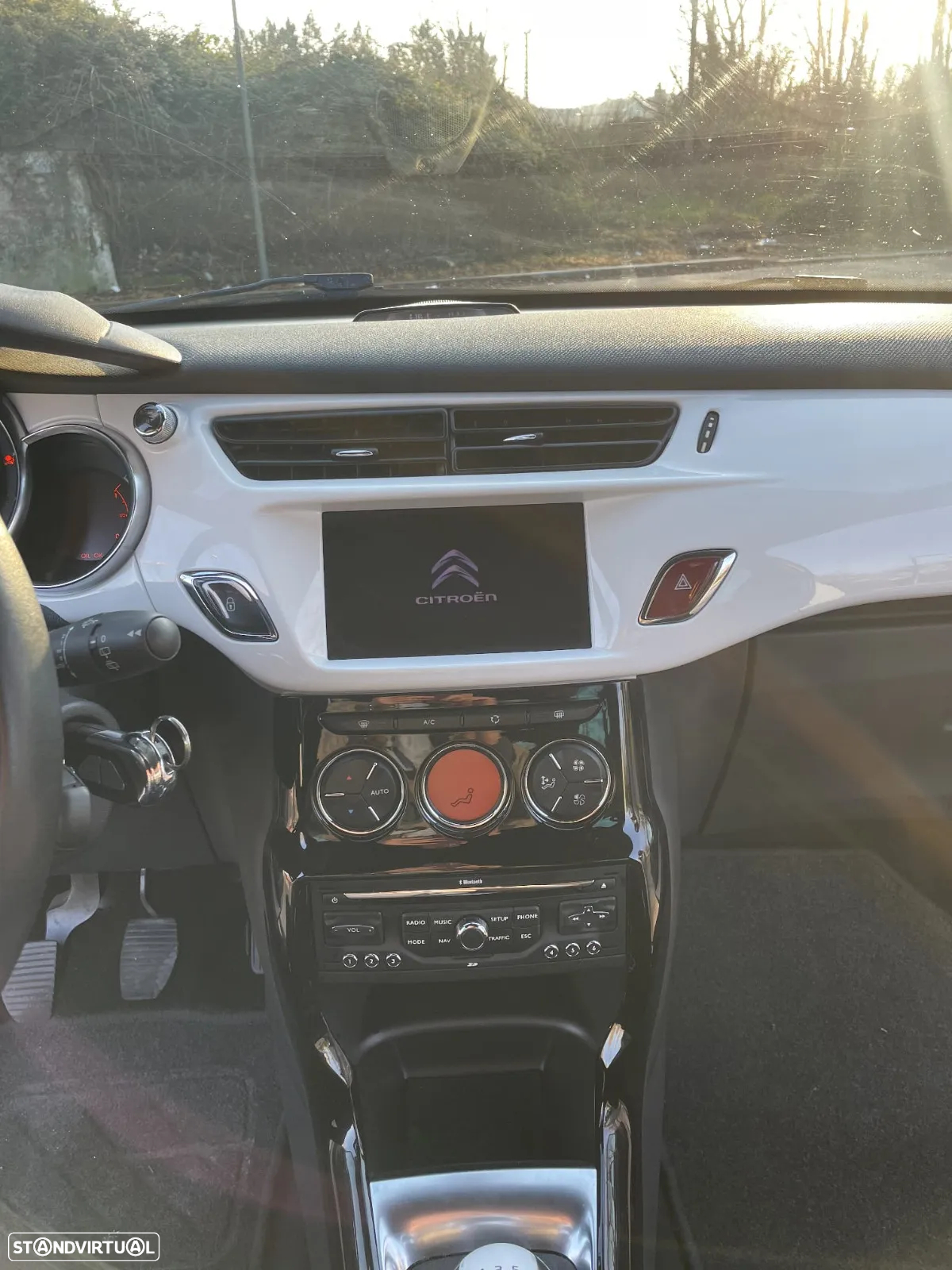 Citroën DS3 1.6 e-HDi So Chic - 7