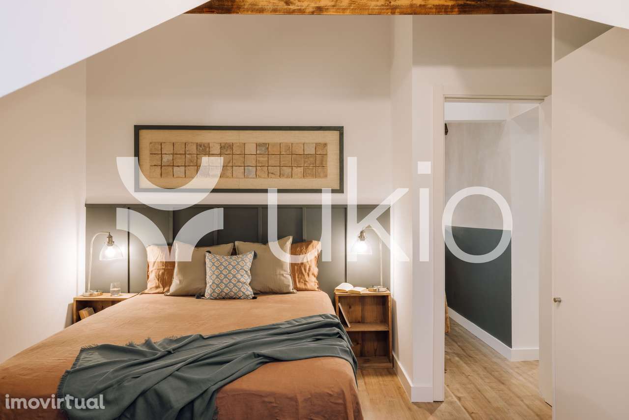 Apartamento T2 com terraço e escritório em Praça da Alegria - Grande imagem: 4/22