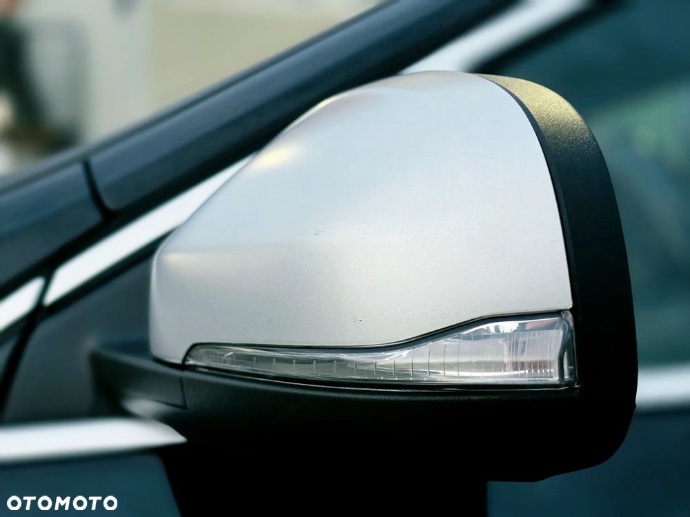 Volvo V40 T3 Drive-E R-Design Momentum - 27