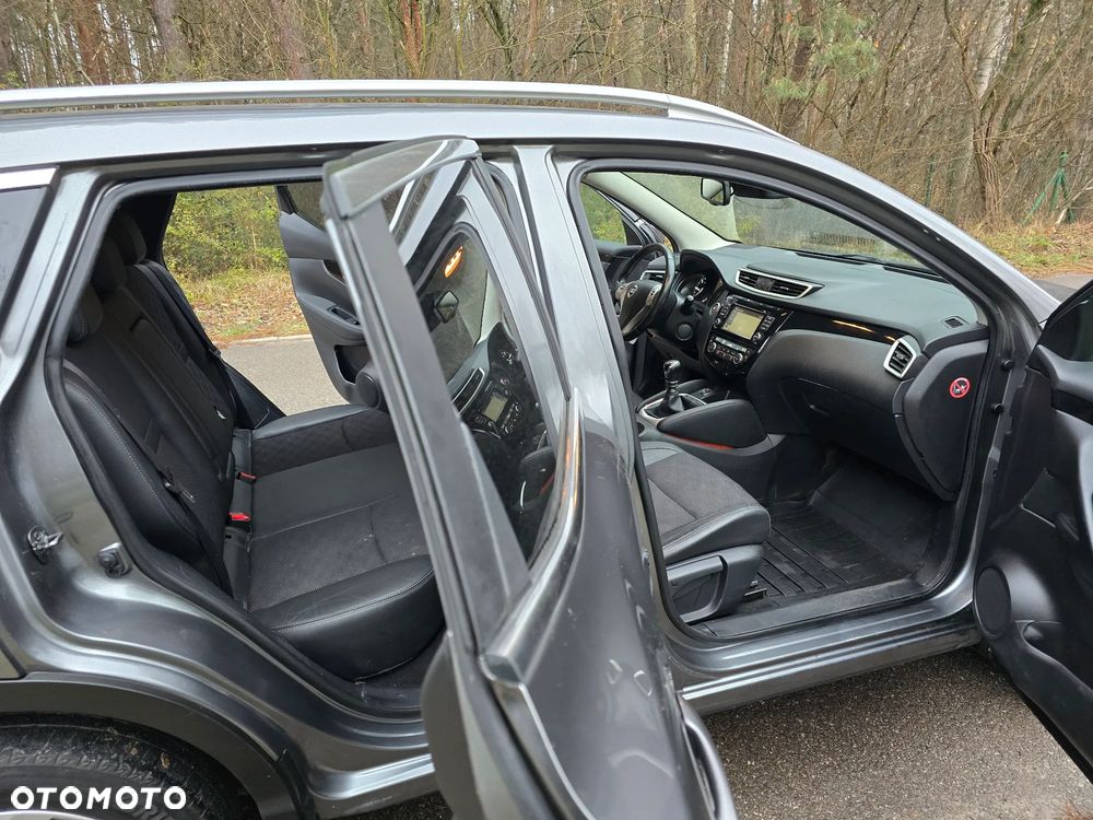 Nissan Qashqai 1.6 dCi Tekna - 19