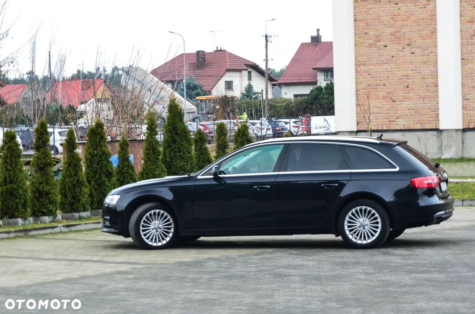 Audi A4 Avant - 16