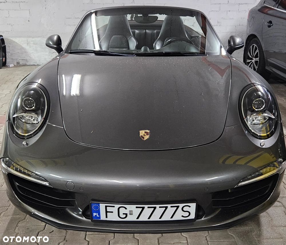 Porsche 911 Carrera 4S PDK Cabrio - 2