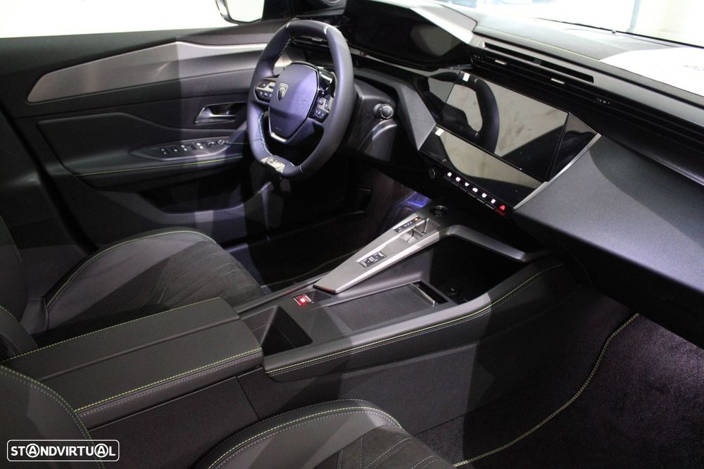 Peugeot 408 1.6 Hybrid GT e-DCS7 - 18