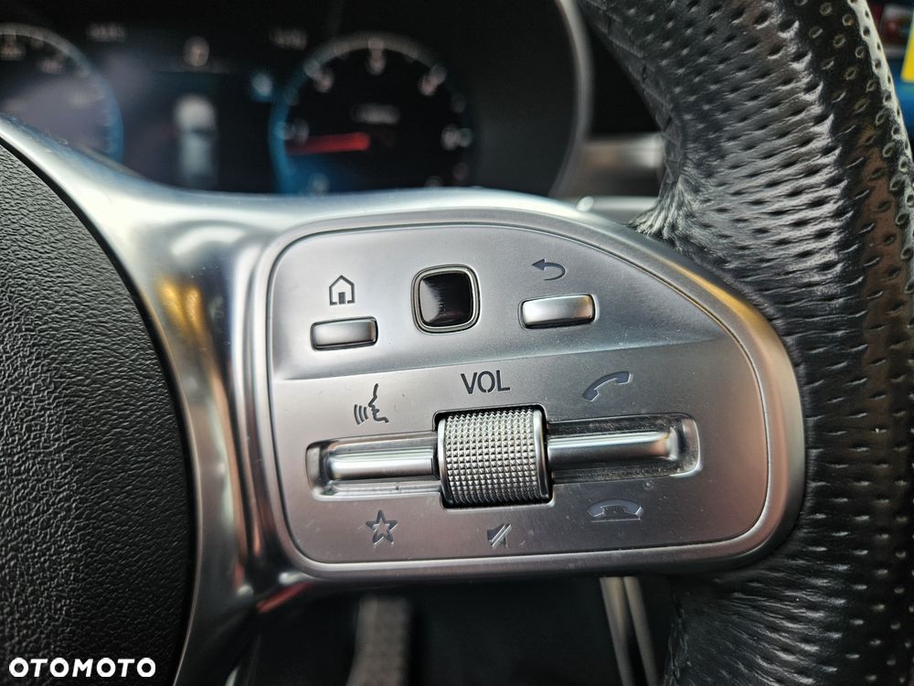 Mercedes-Benz GLC 300 d 4Matic 9G-TRONIC Exclusive - 38