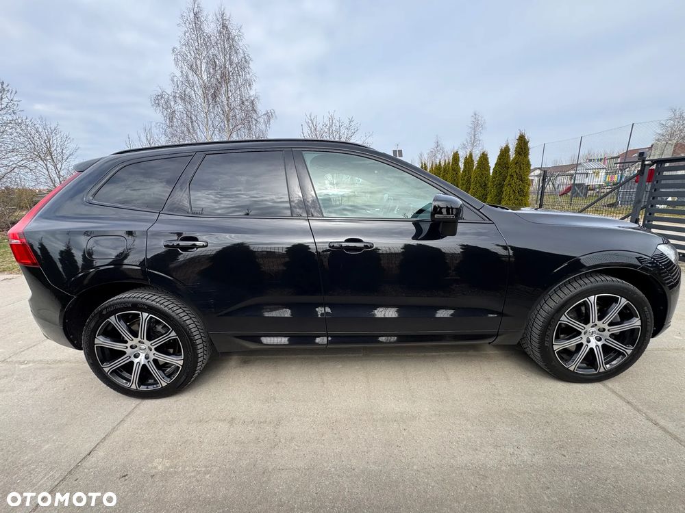 Volvo XC 60 B5 D AWD R-Design - 17
