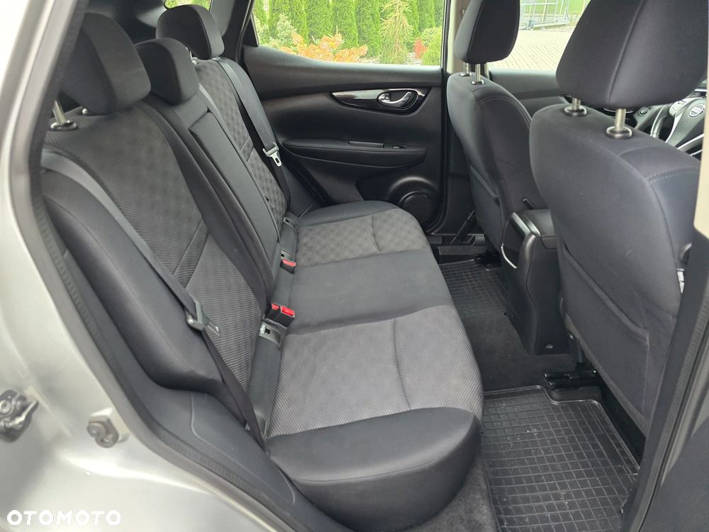 Nissan Qashqai 1.6 DCi Acenta EU6 - 19