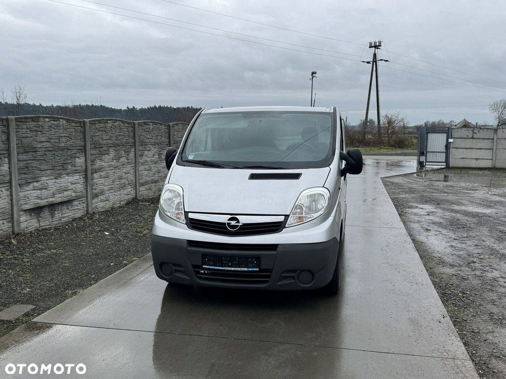 Opel Vivaro - 17