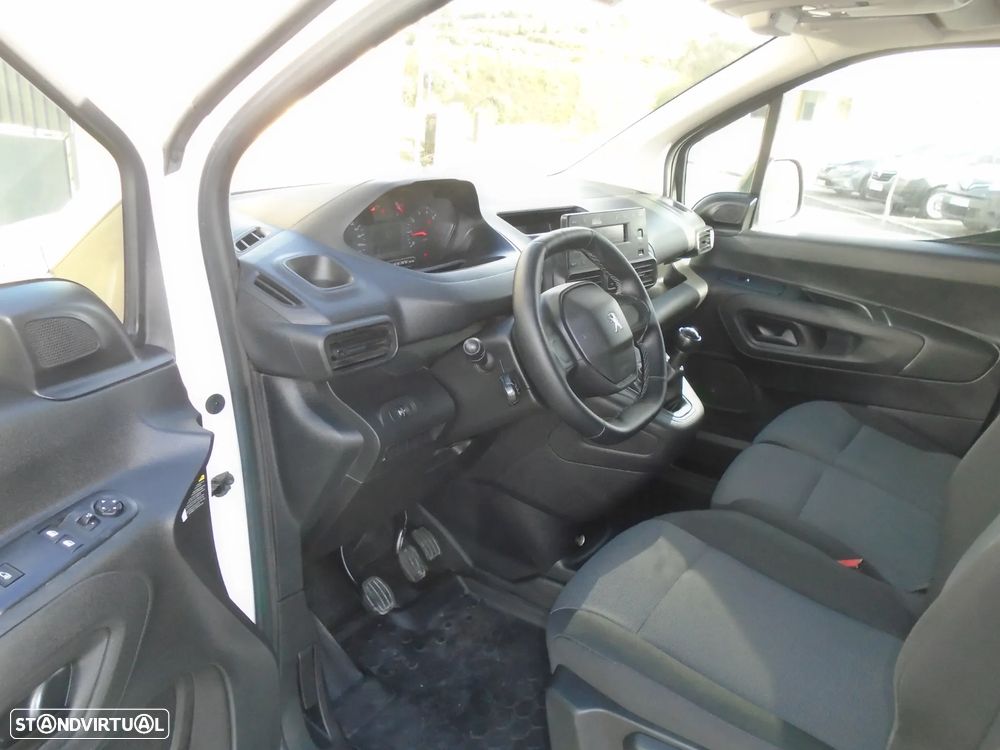 Peugeot PARTNER  LONGA-3 LUGARES 102 CV-NACIONAL-IVA DEDUTIVEL - 7