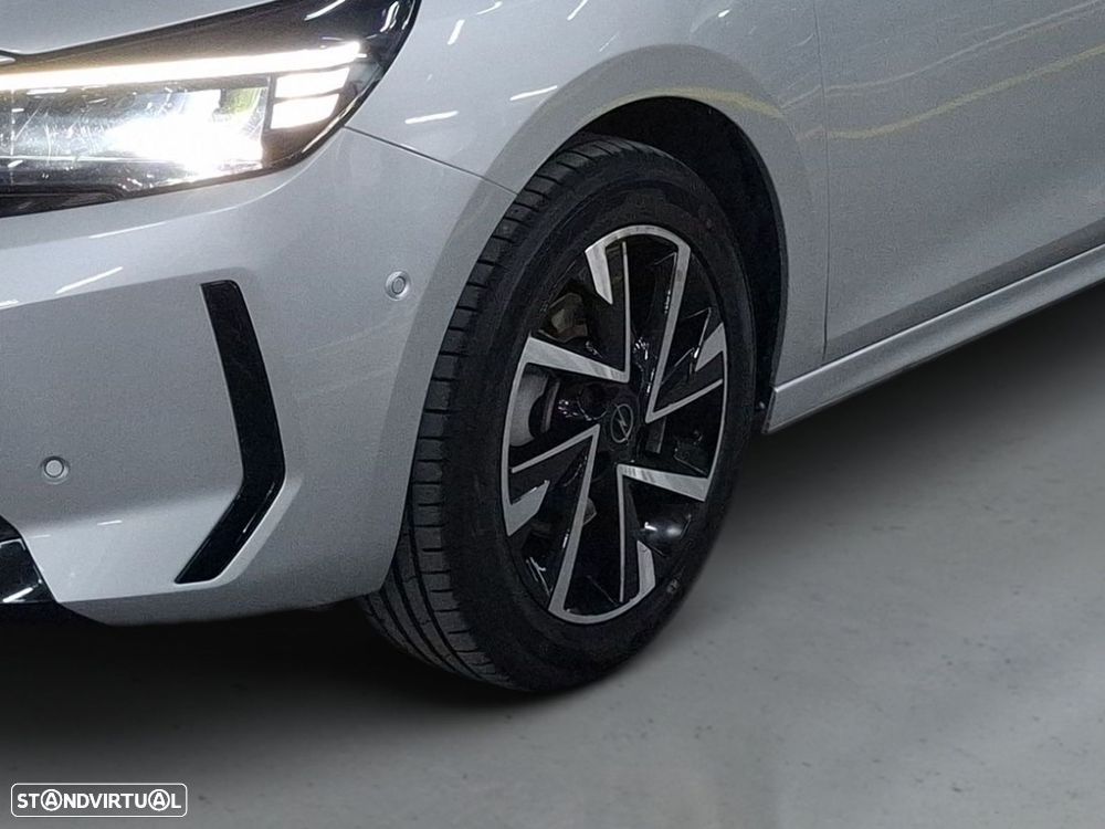 Opel Corsa 1.2 T GS - 4