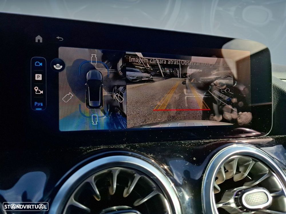 Mercedes-Benz GLA 180 d Progressive - 23