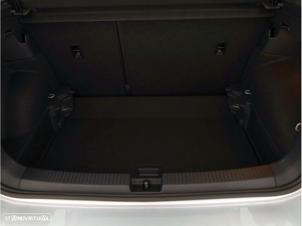 VW T-Cross 1.0 TSI Urban - 16