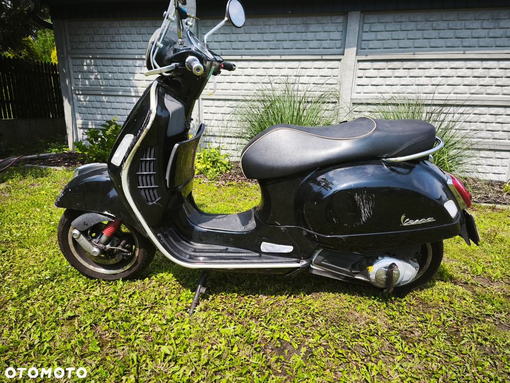Piaggio Vespa - 1