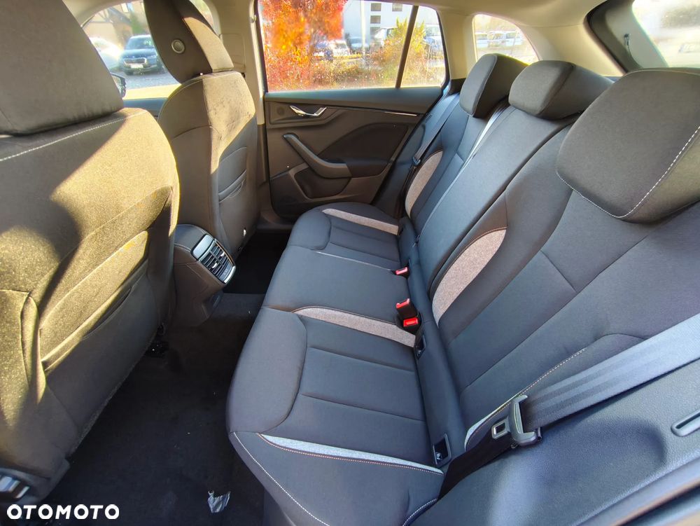 Skoda Scala 1.0 TSI Edition 130 - 9